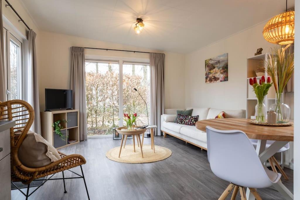 Gezellig Modern Chalet Midden Op De Veluwe 伊皮 外观 照片